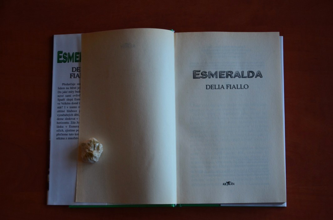 ESMERALDA - Delia Fiallo