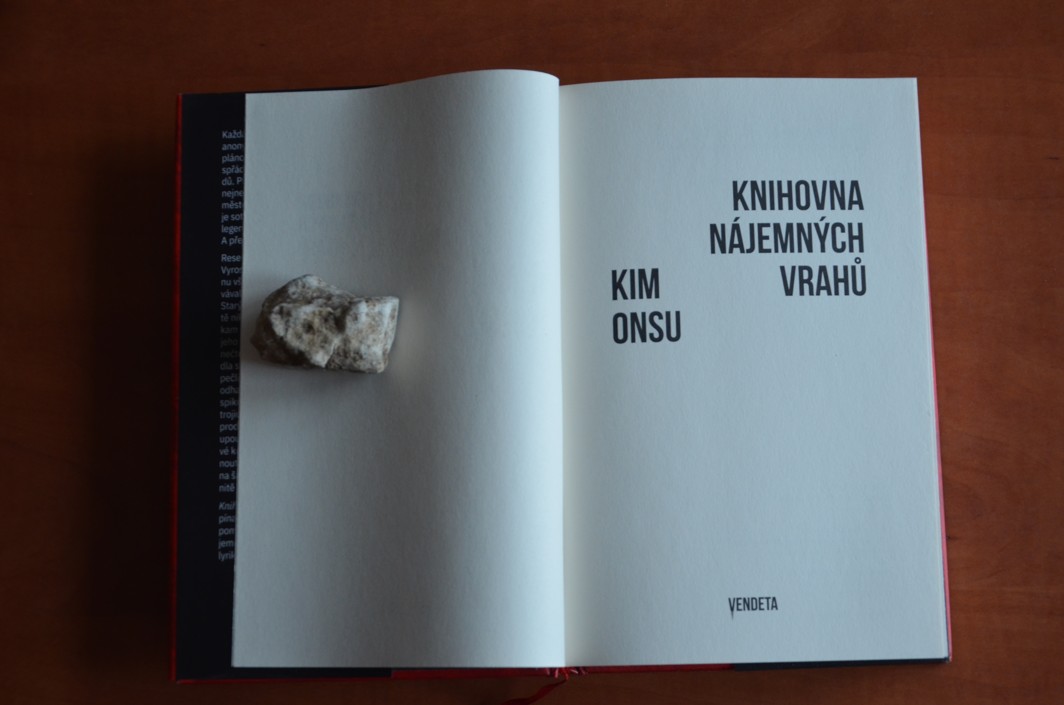 KNIHOVNA NÁJEMNÝCH VRAHŮ Kim Onsu (2019)