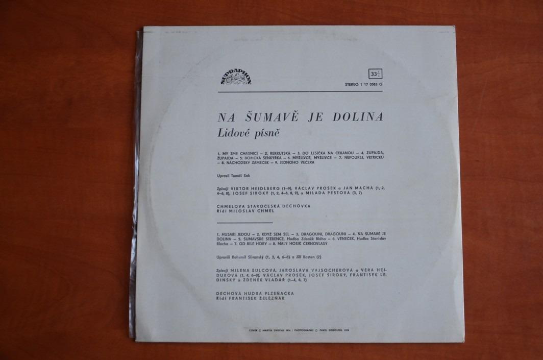 LP  NA ŠUMAVĚ JE DOLINA - Dechová hudba Plzeňačka, Chmelova staročeská dechovka - SUPRAPHON 1969 