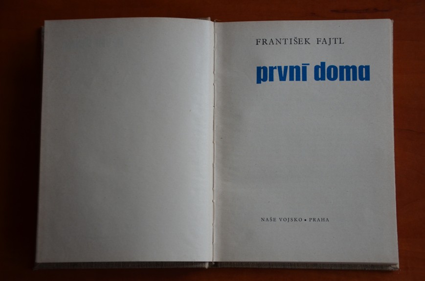 První doma