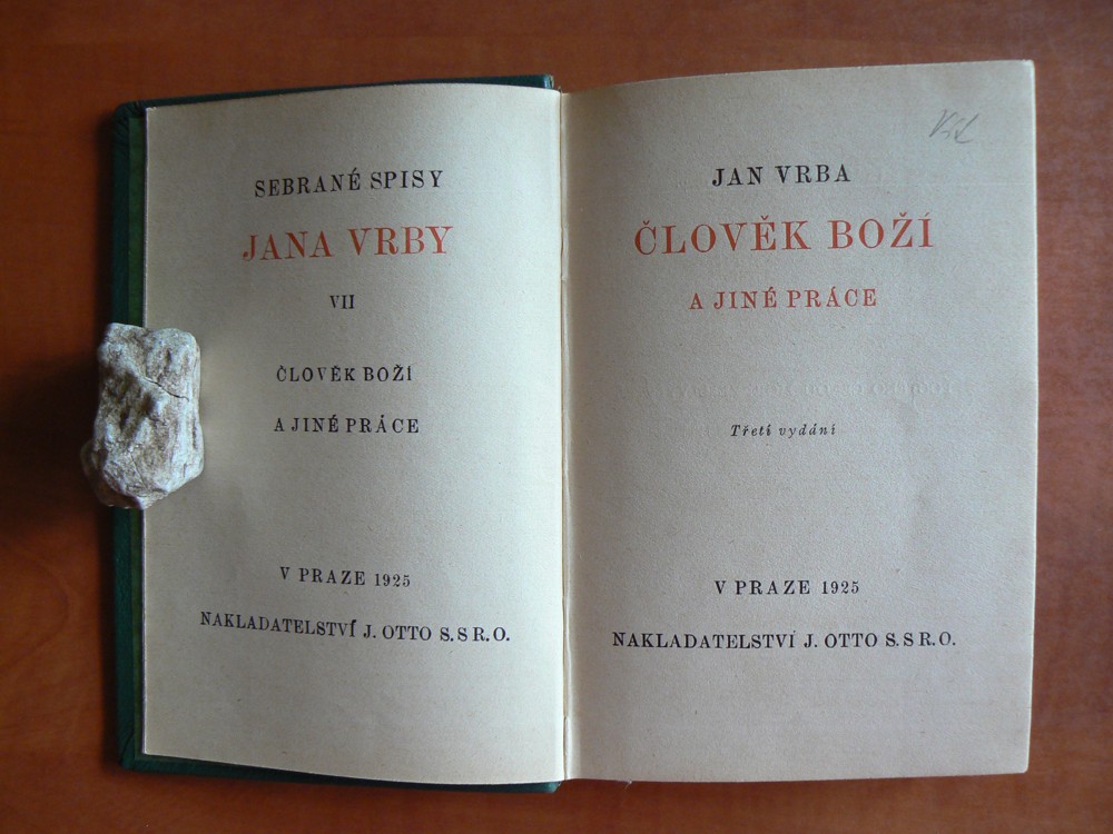 ČLOVĚK BOŽÍ a jiné práce (s originálním podpisem autora)