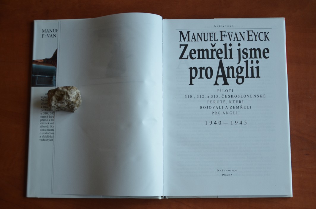 ZEMŘELI JSME PRO ANGLII Manuel F. van Eyck (1993)