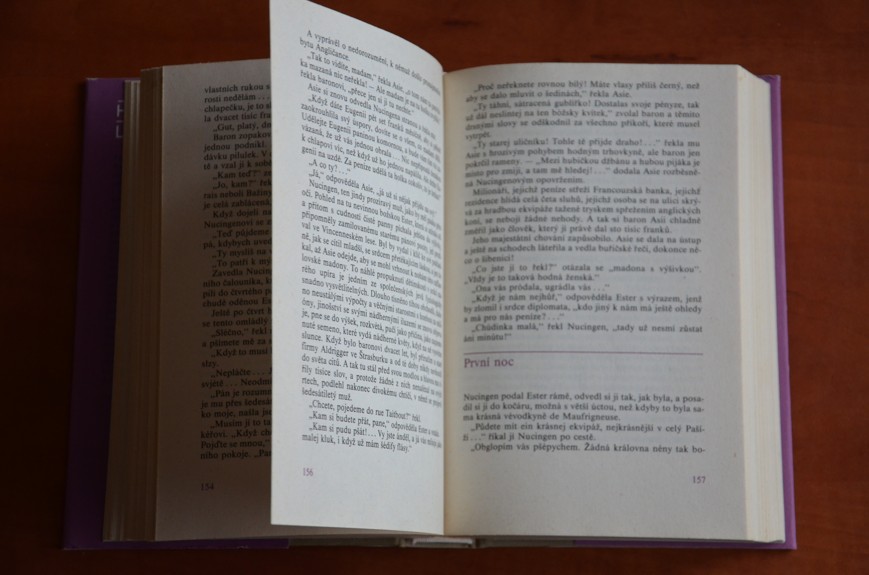 Lesk a bída kurtizán