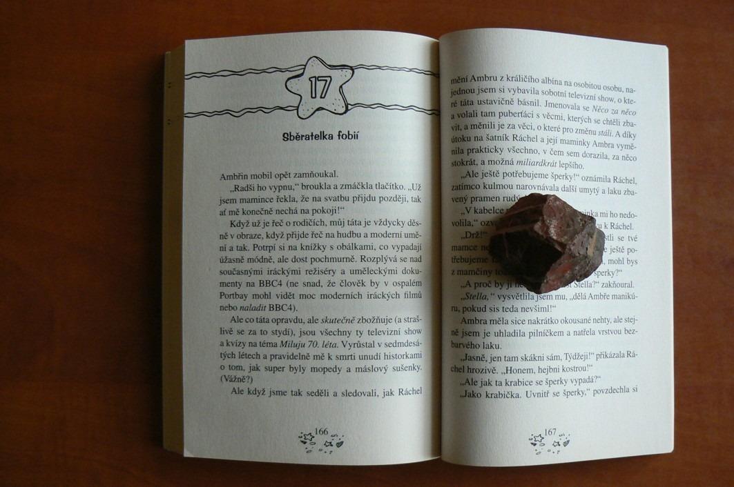 Stella a... šílená megastydlivka