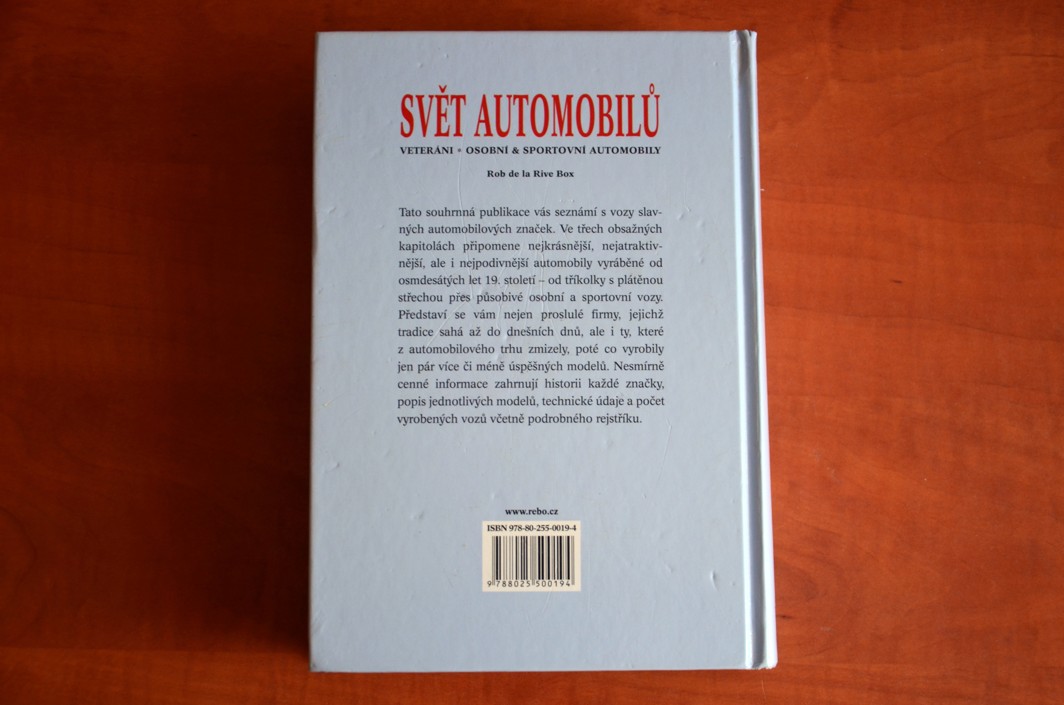 SVĚT AUTOMOBILŮ - veteráni / osobní a sportovní automobily 