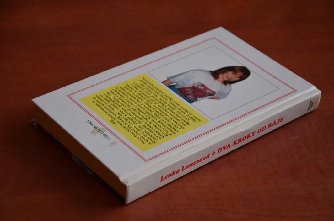 DVA KROKY OD RÁJE Lenka Lanczová (1998)