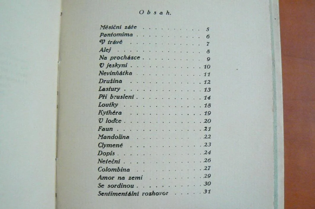 GALANTNÍ SLAVNOSTI Paul Verlaine (1916)