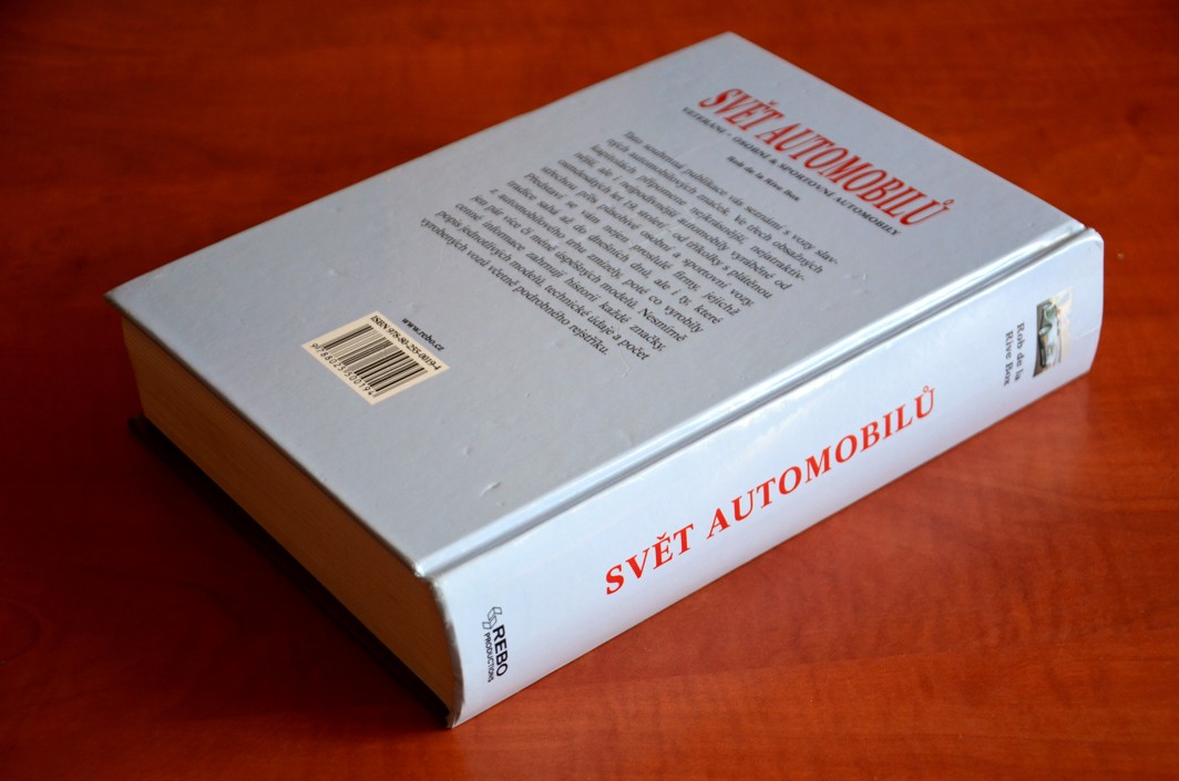 SVĚT AUTOMOBILŮ - veteráni / osobní a sportovní automobily 