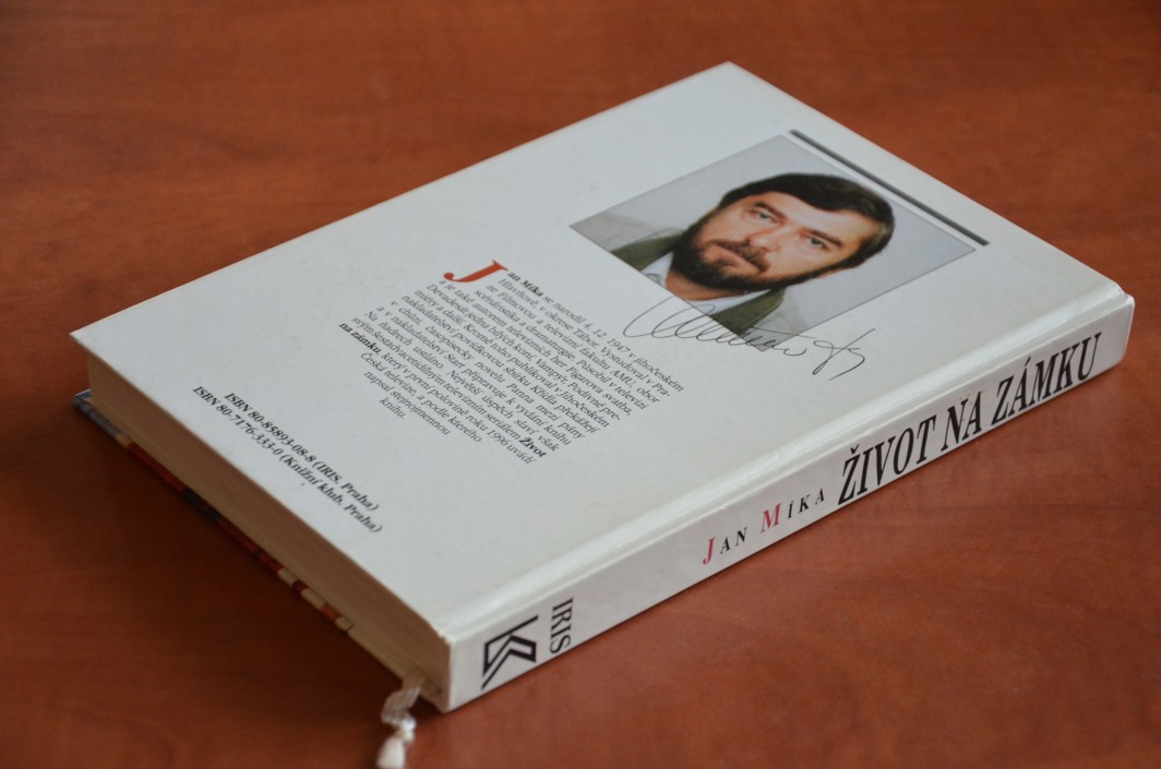 ŽIVOT NA ZÁMKU Jan Míka