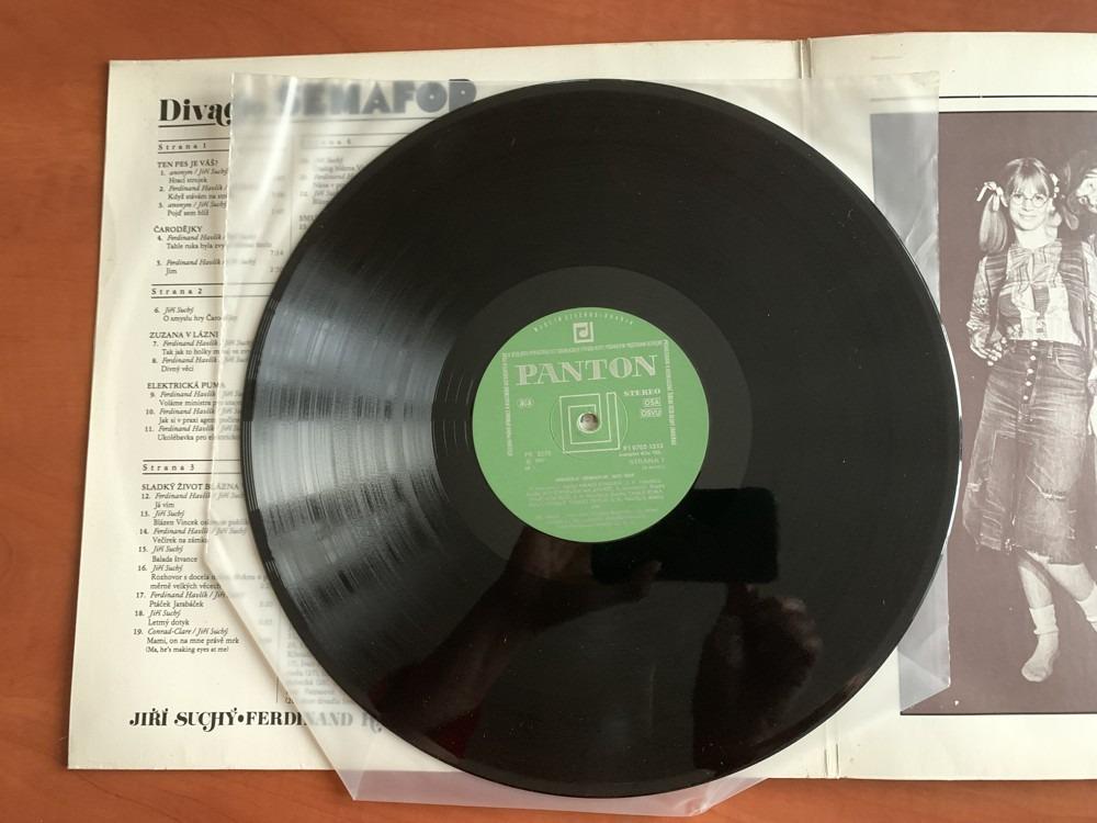 3LP DIVADLO SEMAFOR 1970 - 1985 Jiří Suchý, Ferdinand Havlík PANTON 1987 - výborný stav