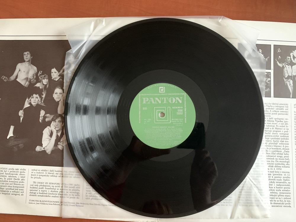 3LP DIVADLO SEMAFOR 1970 - 1985 Jiří Suchý, Ferdinand Havlík PANTON 1987 - výborný stav